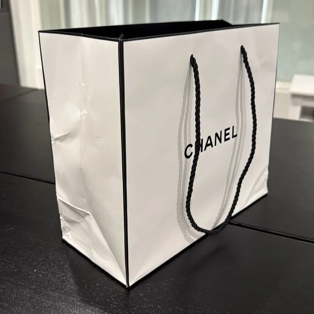 Chanel Classic White Shopping Gift Display Bag